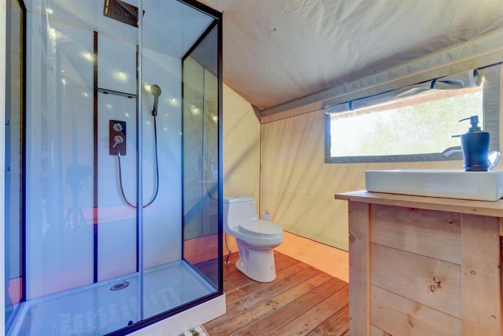 Hotel 12 Fires Luxury Glamping With Heating #3 Johnson City Zewnętrze zdjęcie